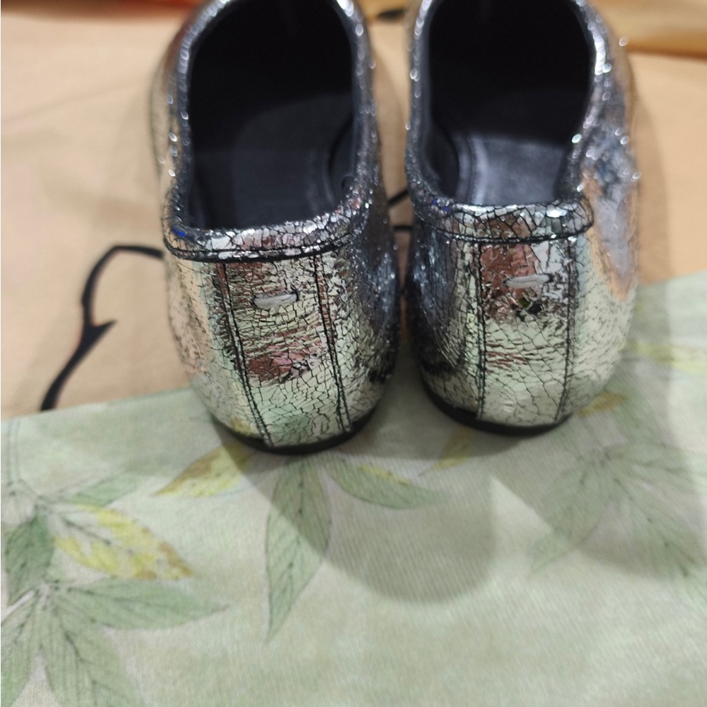 Maison Martin Margiela Metallic Silver Tabi Ballet Flats - Picture 6 of 10